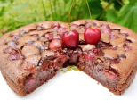 Fondant au chocolat noir et aux cerises - Recette en vidéo