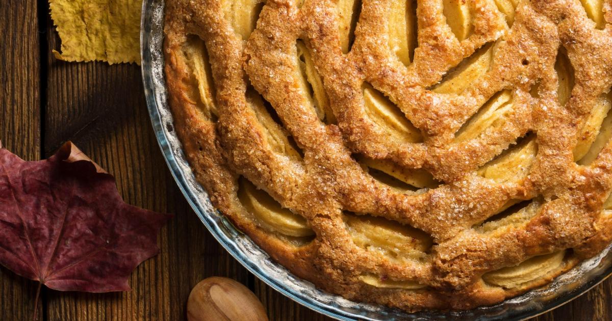 tarte aux pommes aux fleurs cuite au four