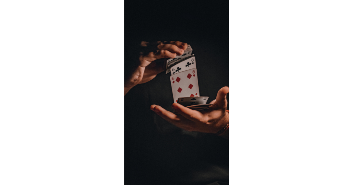 Roi d'un château de cartes