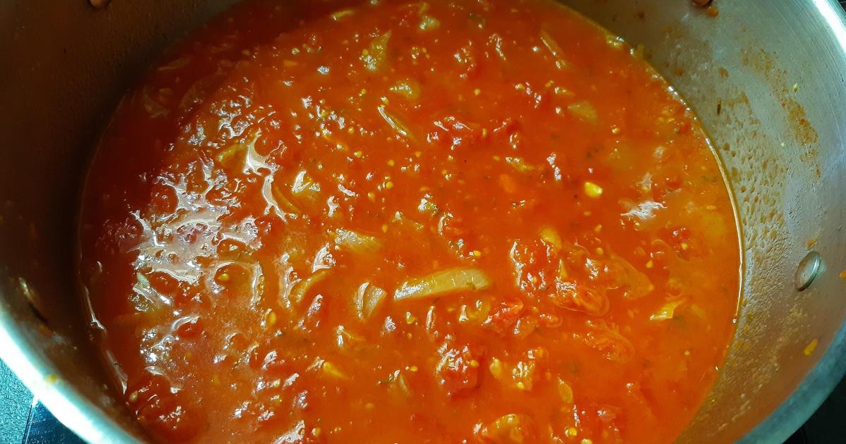 Coulis de tomates du jardinIl fait très beau depuis un long moment et nos jardins nous donnent de plus en plus de tomates qu'on arrive plus à écoulés.