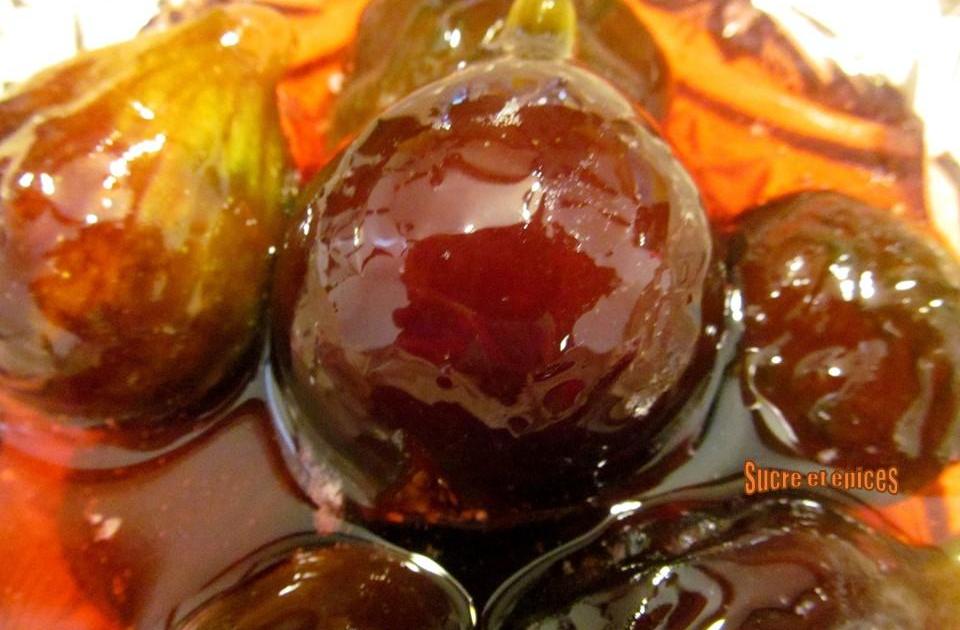 Confiture de figues avec des fruits entiers