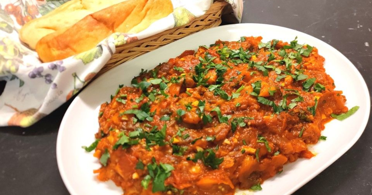 Zaalouk - caviar d'aubergines et de poivrons marocain - Recette en vidéo