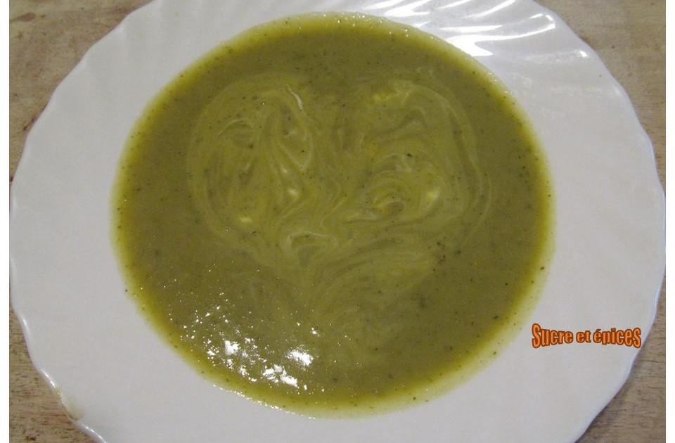 Velouté de courgette à l'oseille