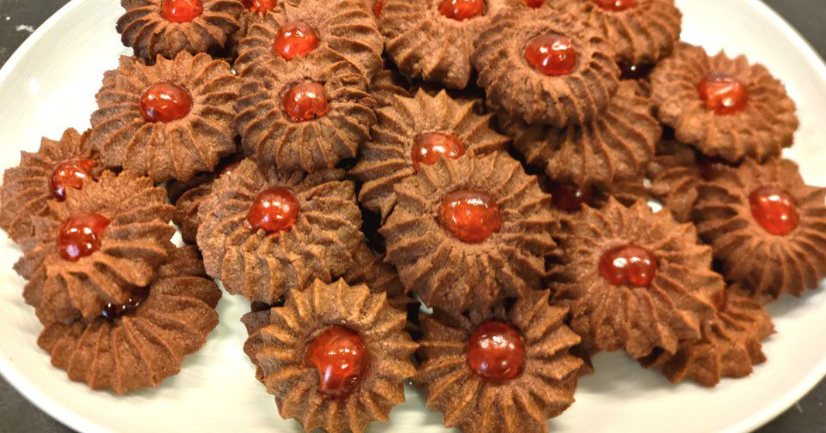 Biscuits pochés au cacao avec des jaunes d'oeufs - Recette en vidéo