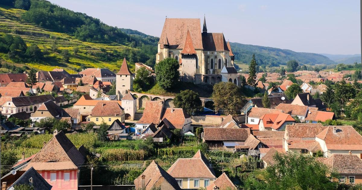 Prince Charles Loves Romania - one of the new King of United Kingdom's villa in Transilvania/Принц Чарлс обича Румъния - една от вилите на новия крал на Великобритания