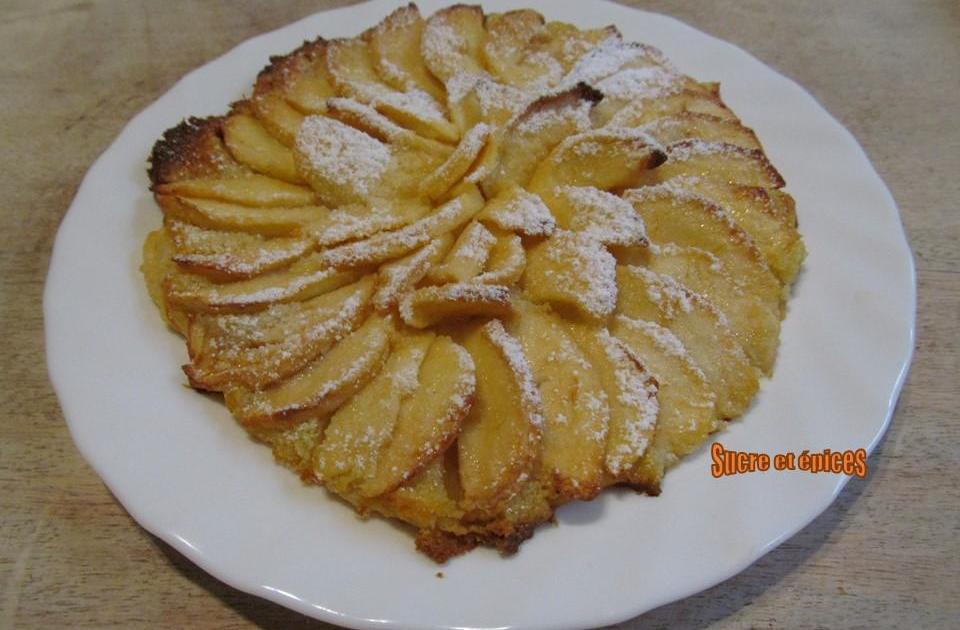 Tartelettes fines aux pommes à la crème d'amandes
