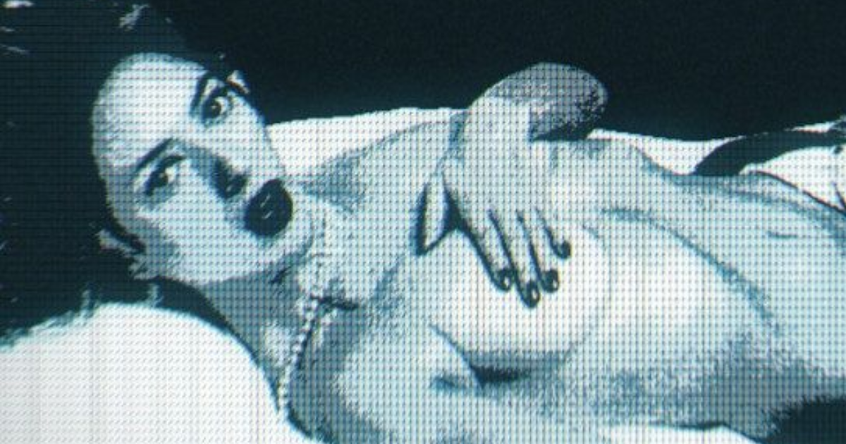 36 15 Monique - Saison 1