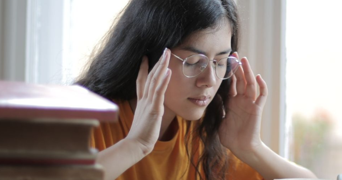 Soulagement de la Fatigue Oculaire : Méthodes Manuelles vs. Avancées