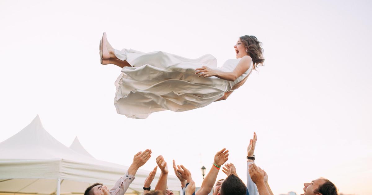 « Les 7 mariages d’Edgar et Ludmilla » de Jean-Christophe Ruffin : Qu’est-ce que le mariage ?
