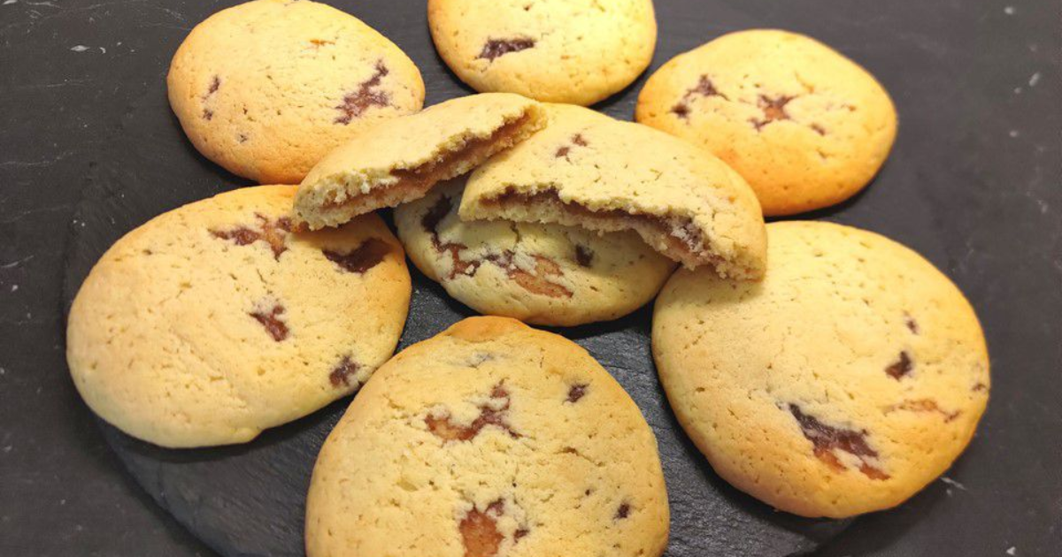 Biscuits moelleux fourrés à la crème de marrons - Recette en vidéo