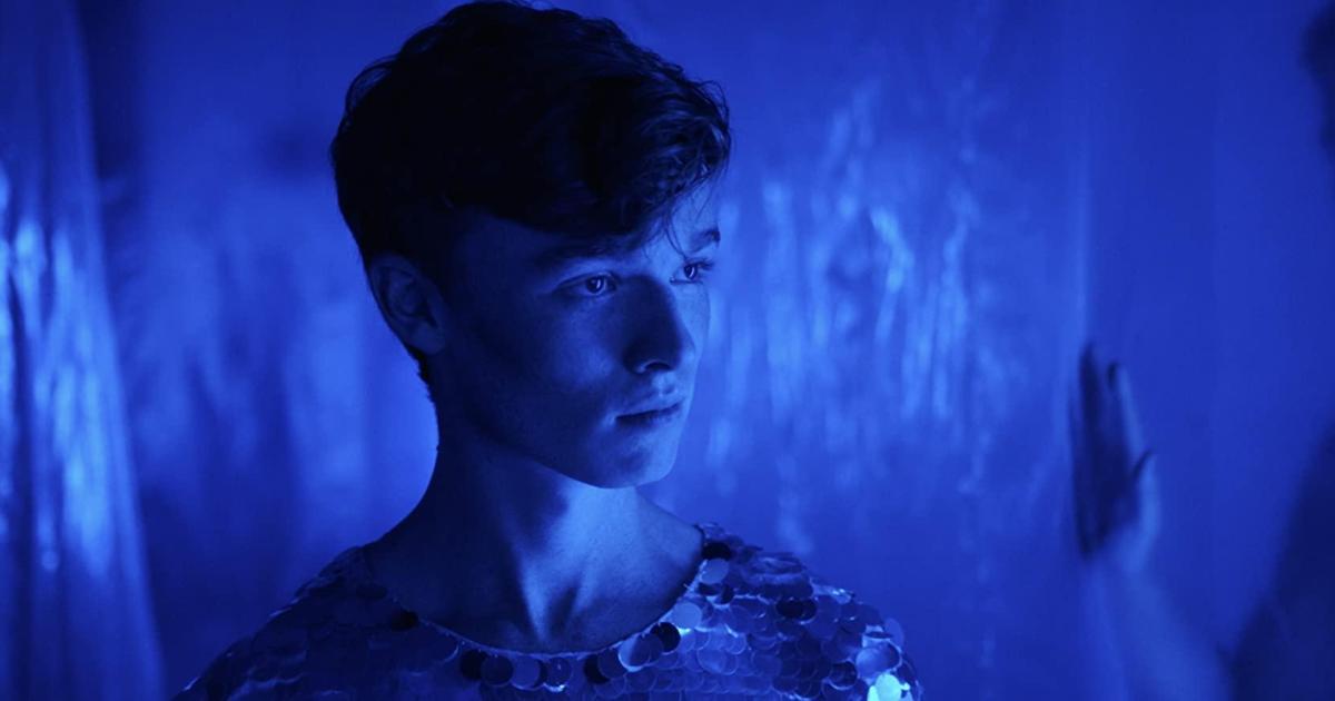 Bleu nuit (2021) Samuel Van Grinsven