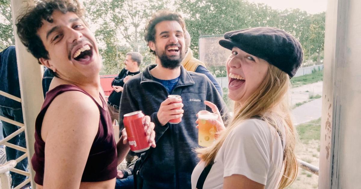 La première marche (2020) Hakim Atoui et Baptiste Etchegaray