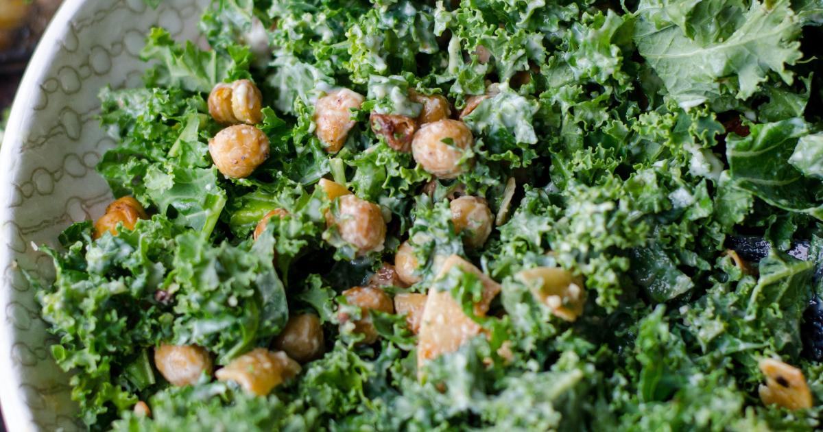 Salade de pois chiches, tomates cerises et feta