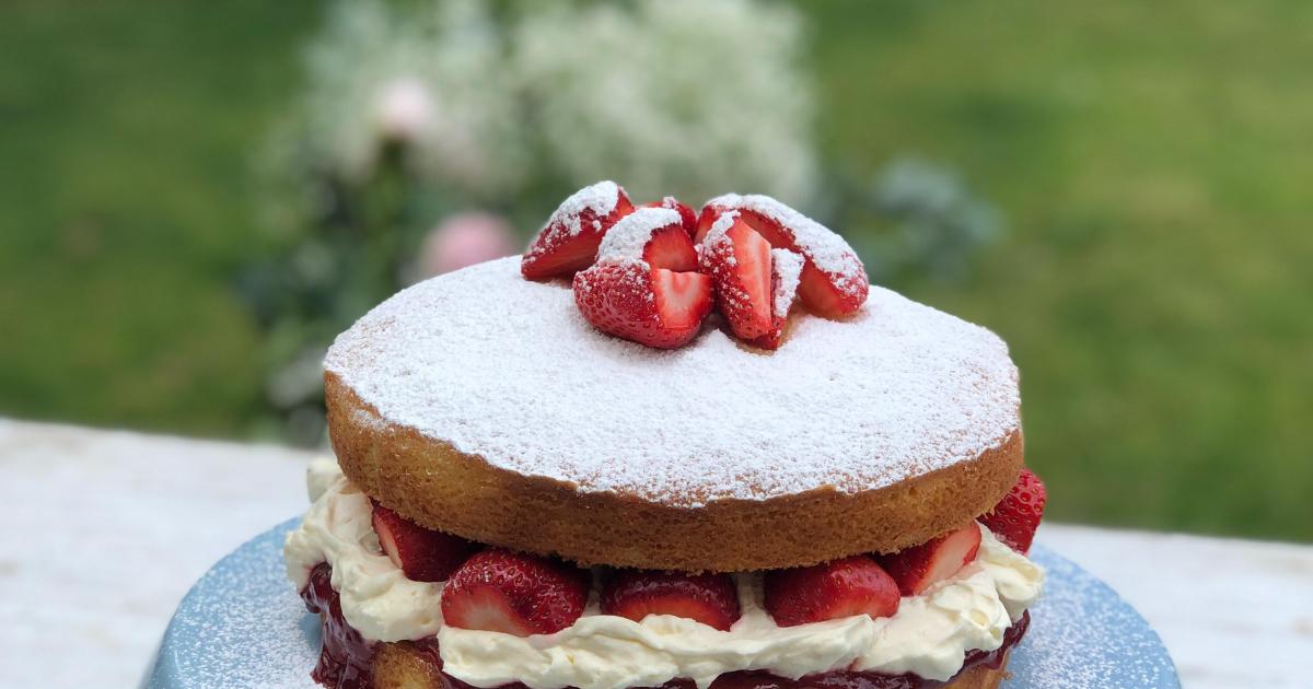 Gâteau moelleux aux fraises