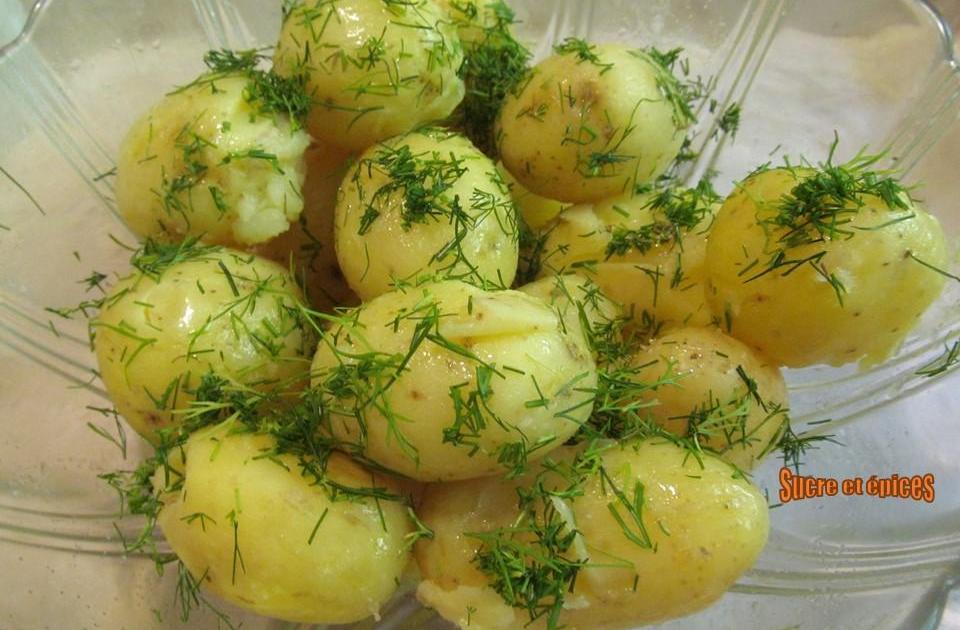 Pommes de terre nouvelles au beurre et à l'aneth