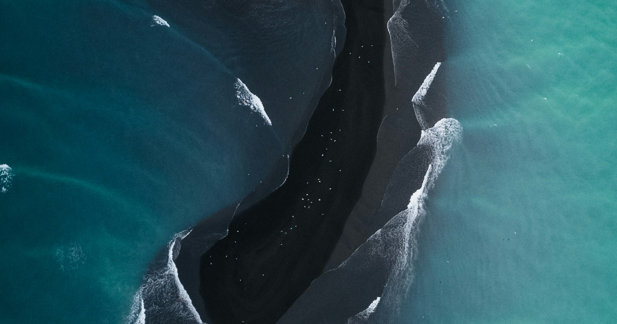 “ sos ; amitié !” cover image de Karsten Winegeart