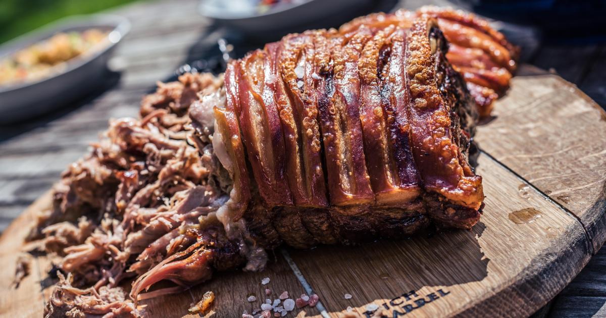 Côtes de porc grillées au mélange curcuma-poivres et sirop d'érable
