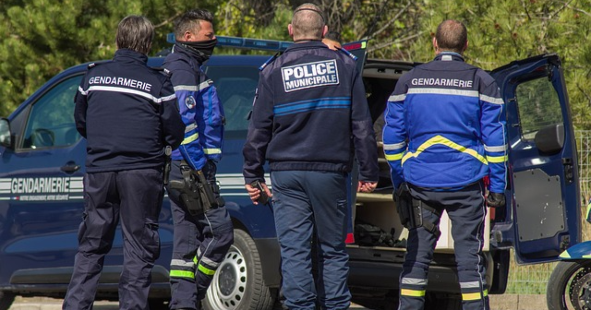 Chapitre 2 : Sandro mis en cause pour viols