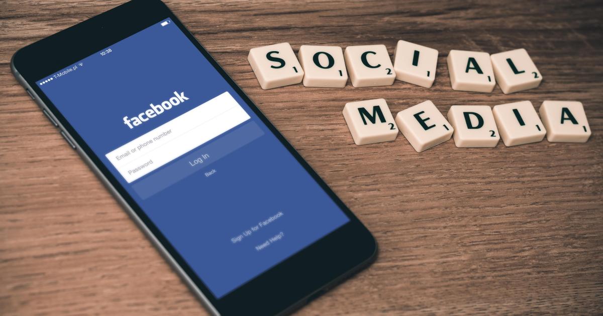 Entretien 2 : que diront nos petits-enfants de notre rapport à Facebook?