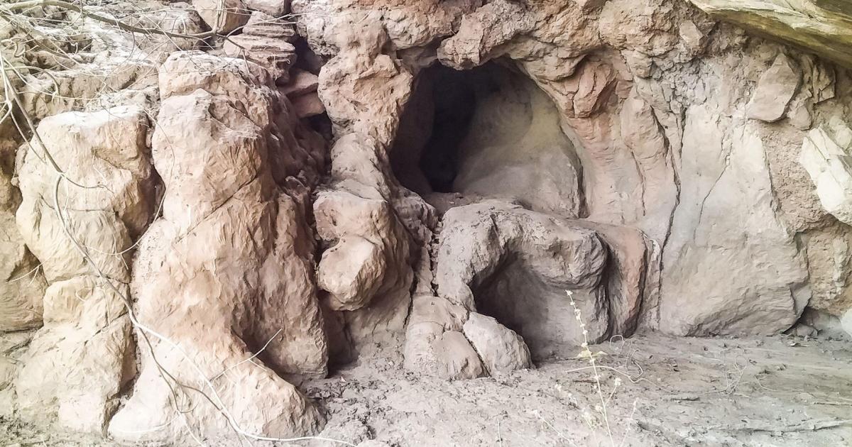 Constructions et rites mystérieux d'Afrique