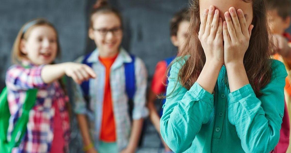 La Réponse de Super-Harcelé, pièce sur le harcèlement scolaire