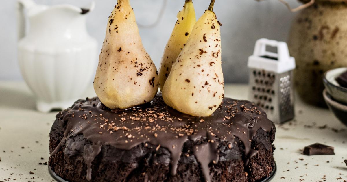 Cake au yaourt, poires et chocolat