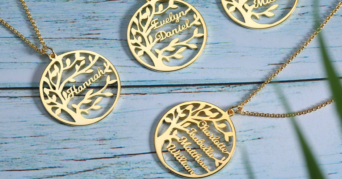 Personalized Necklaces: A Timeless Expression of Individuality and 