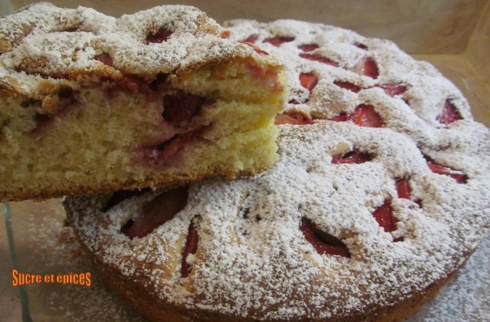 Gâteau moelleux aux fraises - Recette en vidéo