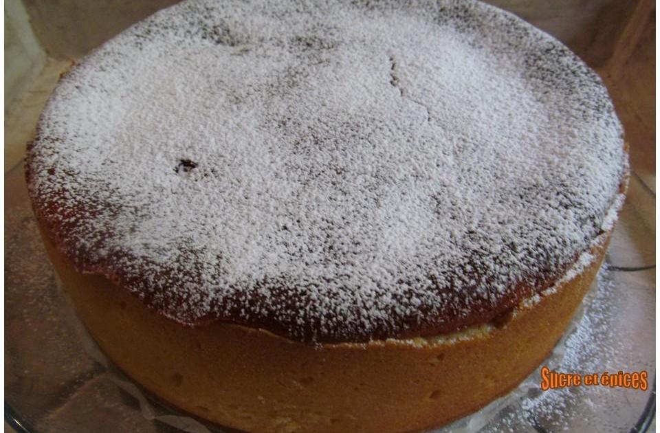 Tarte alsacienne au fromage blanc et rhubarbe (Käsekuchen) - Recette en vidéo
