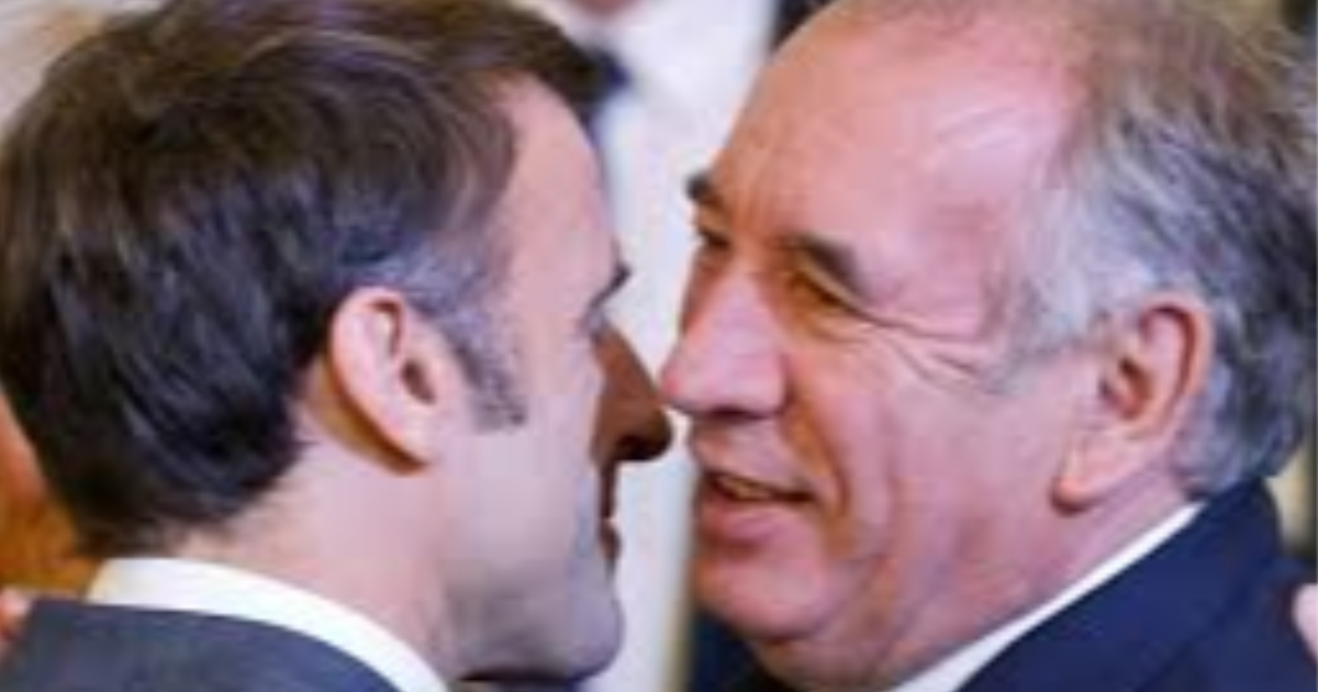 FRANCOIS BAYROU le premier