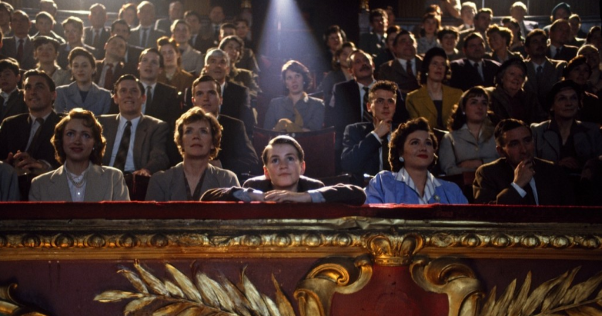 Une longue journée qui s'achève (1991) Terence Davies