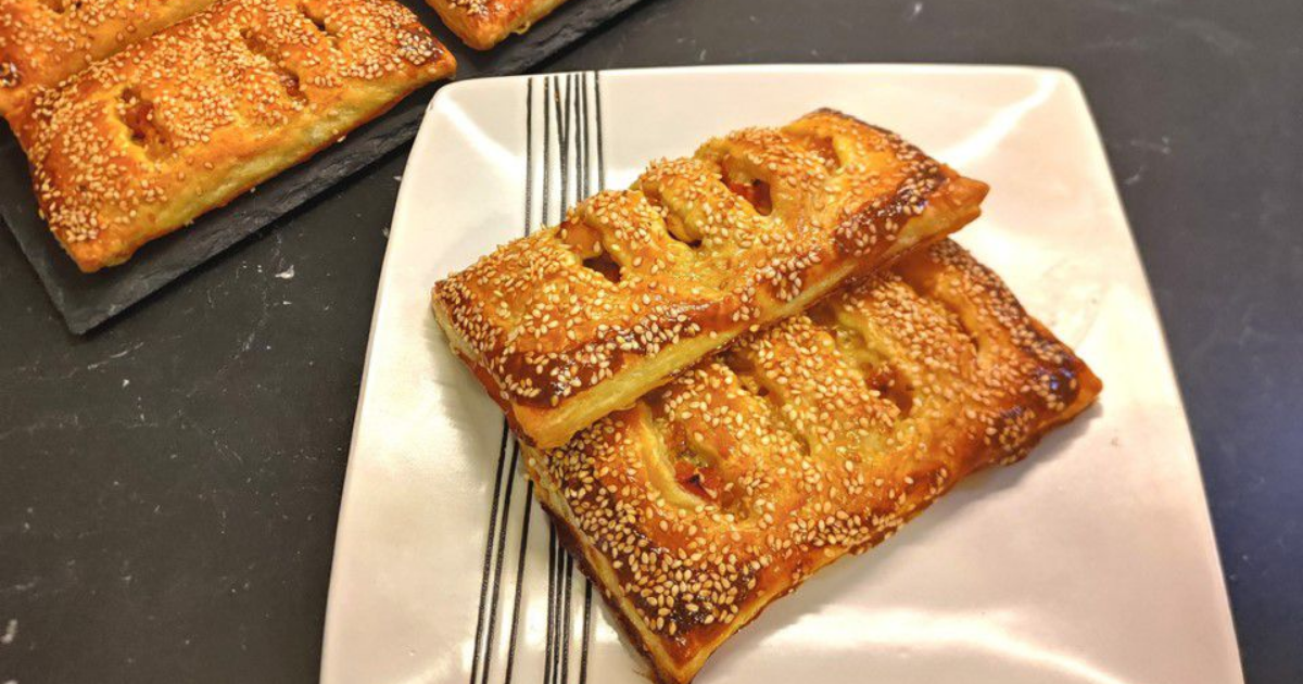 Feuilletés au poulet et au fromage - Recette en vidéo