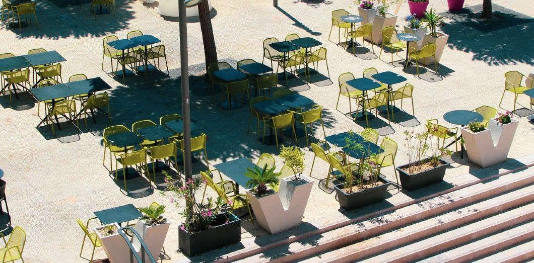 A distance de soi-même