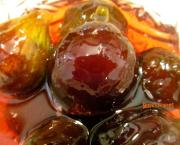 Confiture de figues avec des fruits entiers