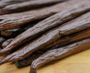 Où Acheter vos Gousses de Vanille ? Le Guide pour Fuir le Supermarché (et Payer 3x Moins Cher)