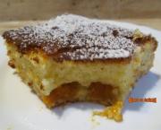 Gâteau moelleux au yaourt et abricots