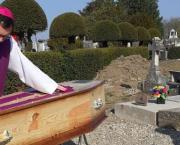 Vivant, actif mais mortel