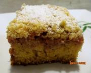 Carrés moelleux aux fraises avec streusel