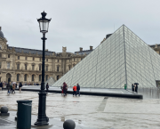 Paris - Carrousel du Louvre - Cour Napoléon & pyramide