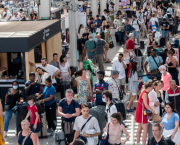 Partie 2 : La remise en question - Chap. 10 : La migration - Sct. IV : Les différents visages de la migration... - Sqc. b : De nouvelles causes ?