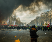 Seule la violence...