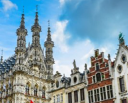 1-GRAND-PLACE DE LOUVAIN. Septembre 1536