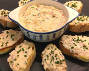 Rillettes de saumon fumé au Saint Morêt - Recette en vidéo