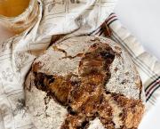 Pain blanc cuit en cocotte