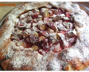 Galette rustique fraises-rhubarbe