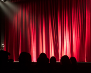 Comment la pièce “les salles d’attentes” a commencé ?