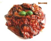 Aubergines grillées en sauce tomates