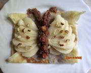 Crêpes Papillon à la crème de marrons, poires et noisettes