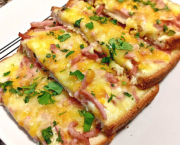 Tartines gratinées au jambon et au fromage - Recette en vidéo