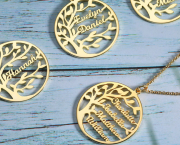 Personalized Necklaces: A Timeless Expression of Individuality and Sentiment